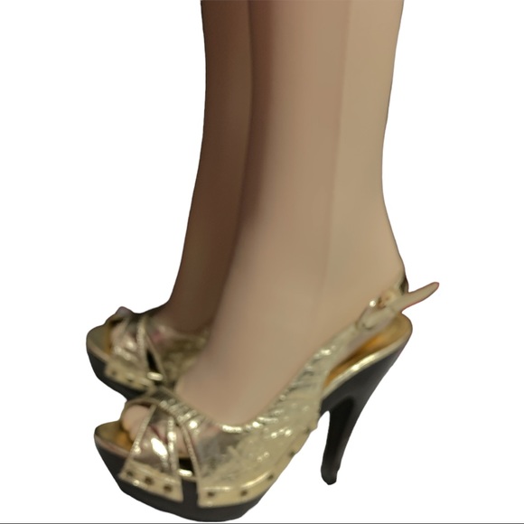 QUPID Gold and Brown Platform Stiletto Heel  Size 7 - Picture 10 of 11